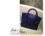 หมดค่ะ กระเป๋าLuluhouse รุ่นL105-02blu  นำเข้าLuluhouseของแท้100% รุ่นนี้ดูหรู ดูดีมากค่ะ 